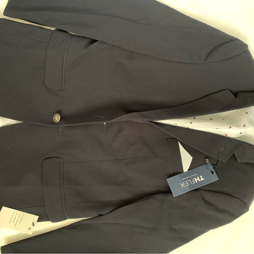 Tommy medium navy color